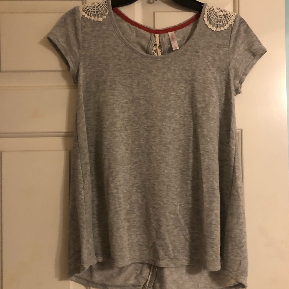 Lightweight Grey Xhilaration Tee with Lace Cut Out